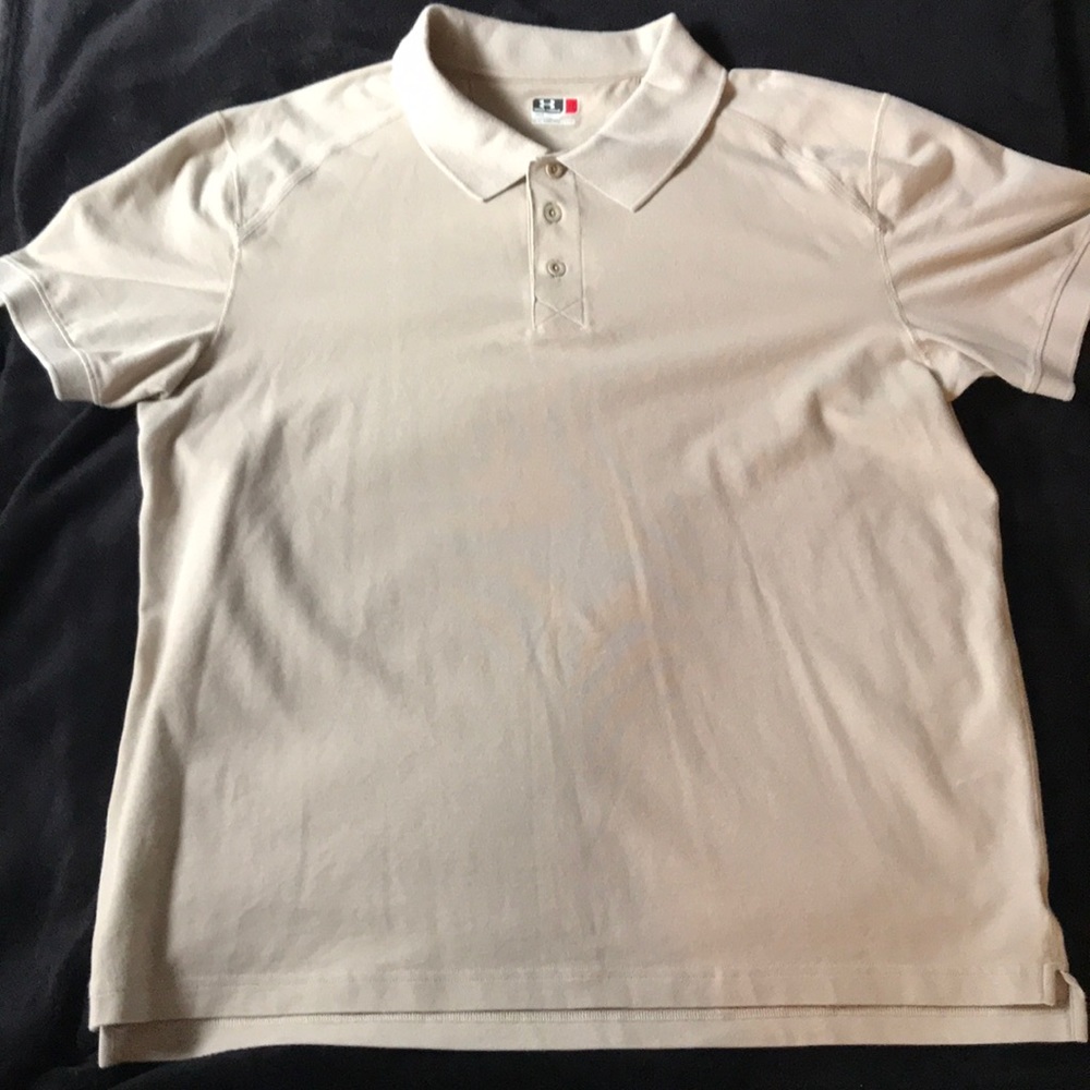 UNDER ARMOUR POLO